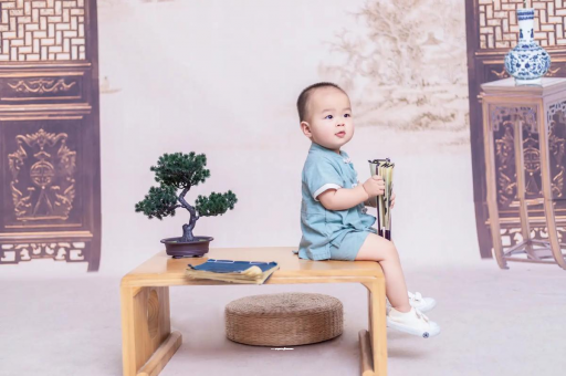 南昌宝宝几个月笑出声